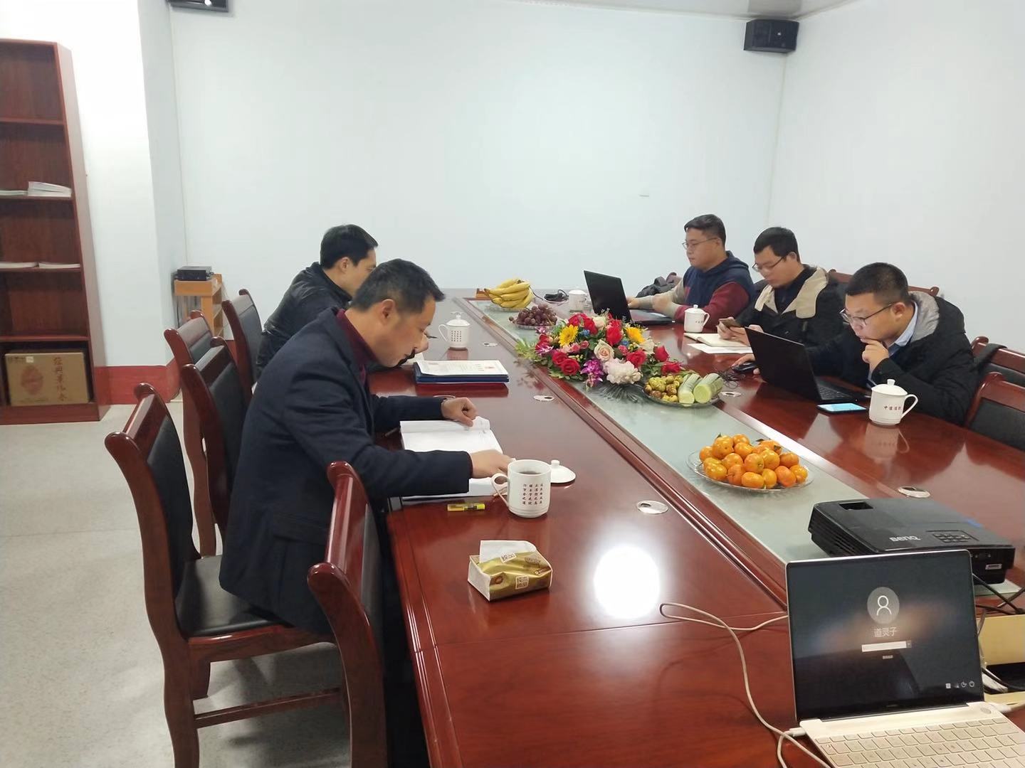 矿卡发动机舱自动灭火装置