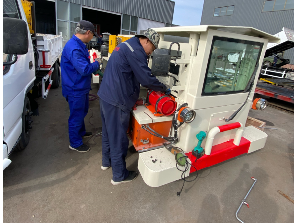 车用自动灭火器在煤矿井下车辆的规范化设计