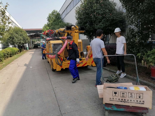 水基自动灭火器在内蒙古煤矿井下车辆的应用