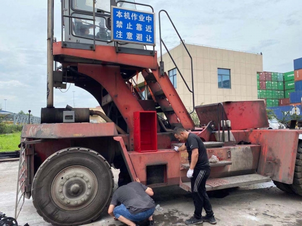 车辆自动灭火系统对局部易燃空间的防护分析